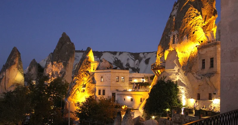 Où trouver un hôtel troglodyte en Espagne : les vraies zones